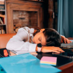 confessions of a workaholic red maleta